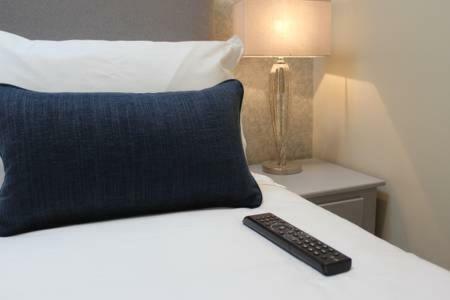 Skittles - Charming One Bedroom Apartment - Parking - Easy Access To Bath Box  Exteriör bild